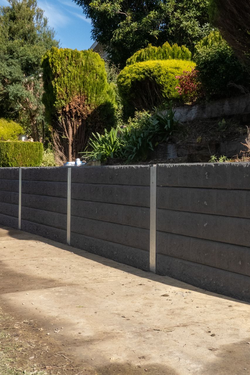 Concrete Sleepers Blockface Charcoal 200 x 80mm