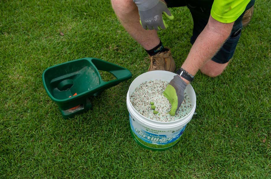 Lawn Solutions Premium Fertiliser